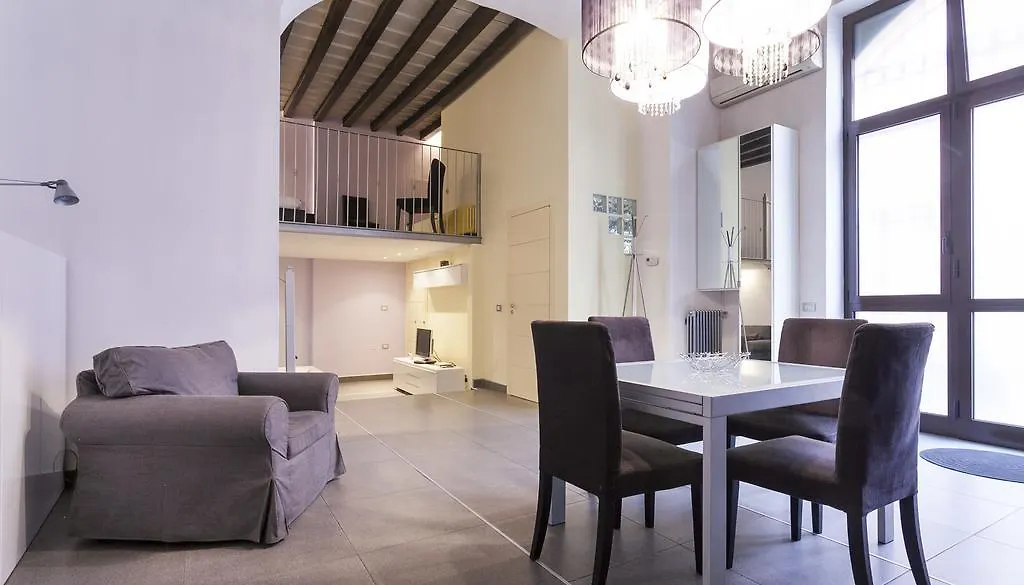 Italianway-Colombo 5 Apartment Milan 0*,
