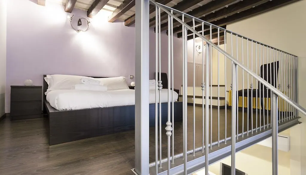 Italianway-Colombo 5 Apartment Milan Italy